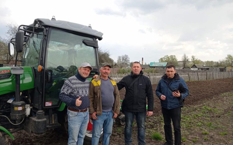 У Зноб-Новгородській громаді працює Аграрна сервісна служба